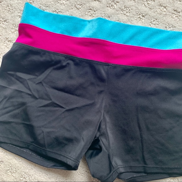 Oxyjen Pair of Tri-Color Shorts Adult Small - Picture 3 of 8